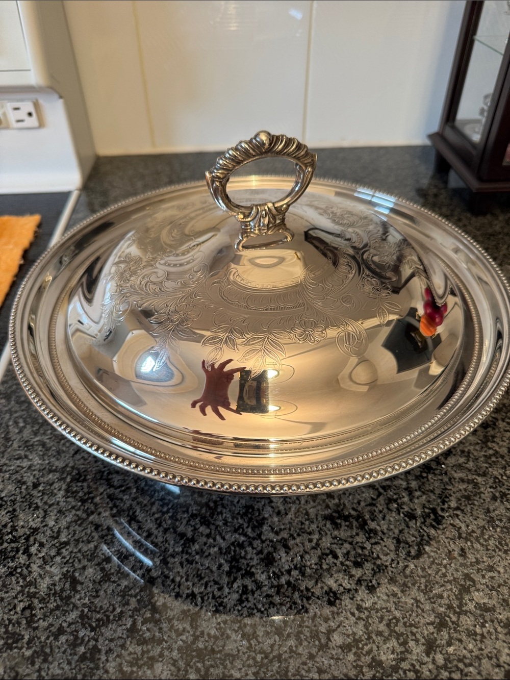 Classic Silver-Plated Covered Serving Dish - Elegant Beaded Rim vintage